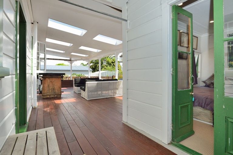 Photo of property in 16 Domett Street, Whataupoko, Gisborne, 4010