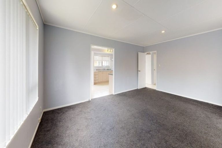 Photo of property in 1/319 Roscommon Road, Clendon Park, Auckland, 2103