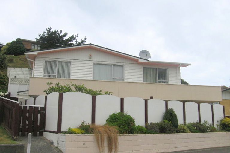 Photo of property in 9 Witham Street, Island Bay, Wellington, 6023