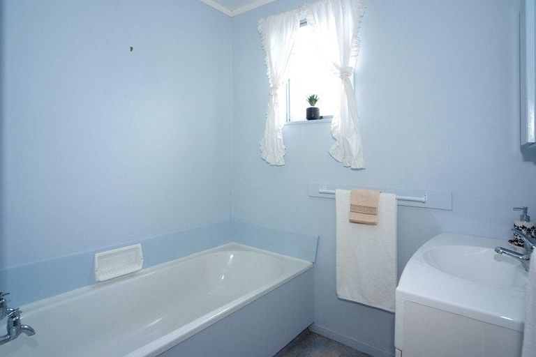 Photo of property in 3b Arizona Grove, Brooklyn, Wellington, 6021