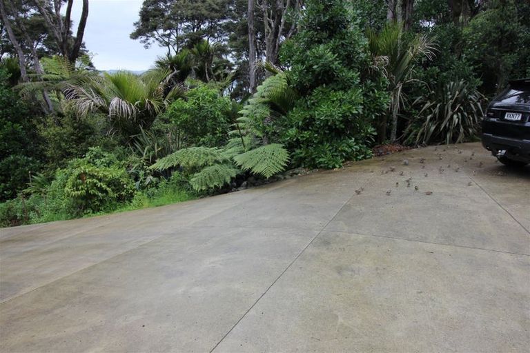 Photo of property in 41 Tarapatiki Drive, Whitianga, 3510