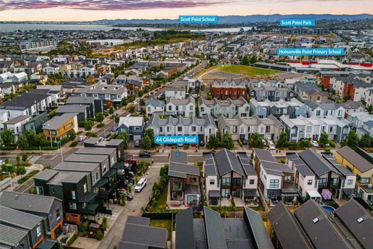 Photo of property in 64 Glidepath Road, Hobsonville, Auckland, 0616