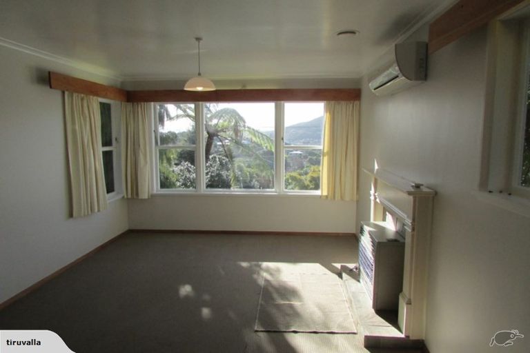 Photo of property in 22 Chester Road, Tawa, Wellington, 5028