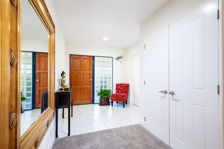 Photo of property in 117 Mangorei Road, Merrilands, New Plymouth, 4312