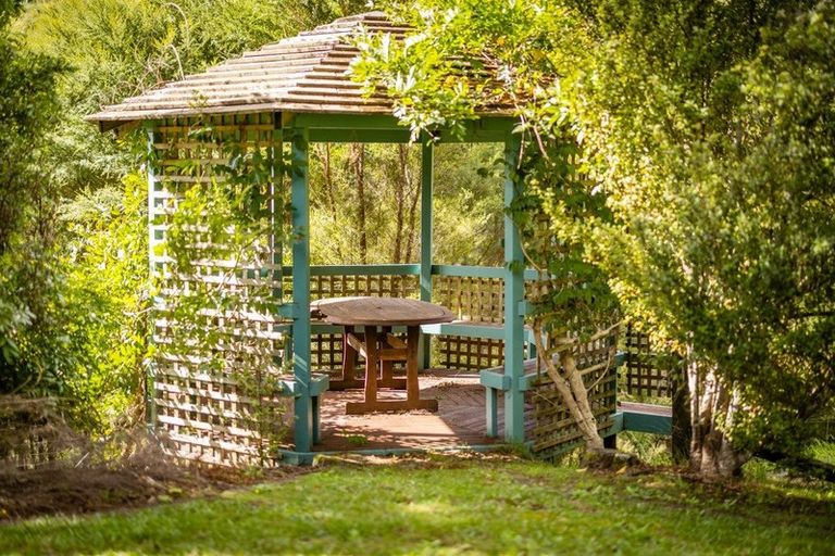 Photo of property in 73 Hone Heke Road, Kerikeri, 0230