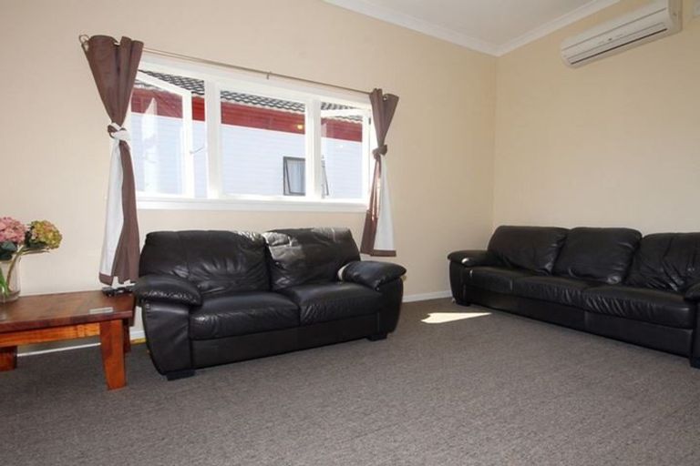 Photo of property in 77 Pitt Street, Whanganui, 4500