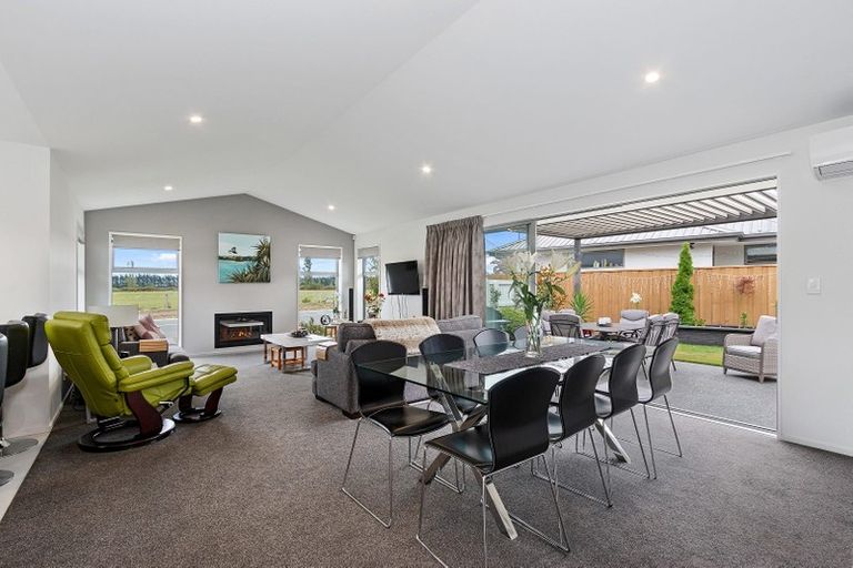 Photo of property in 104 Ledbury Drive, Rolleston, 7615