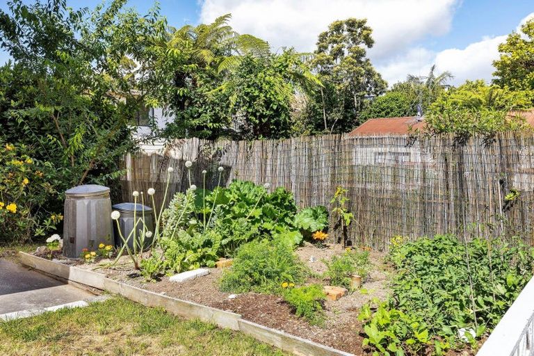 Photo of property in 29a Goods Road, Otumoetai, Tauranga, 3110