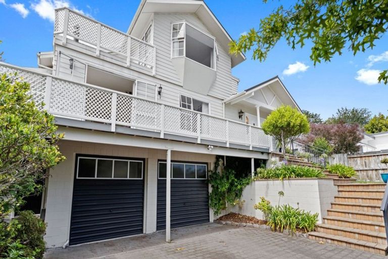 Photo of property in 20 Sunset Street, Hilltop, Taupo, 3330