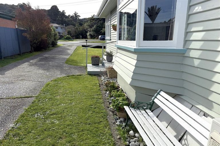 Photo of property in 110 Marsden Road, Greymouth, 7805