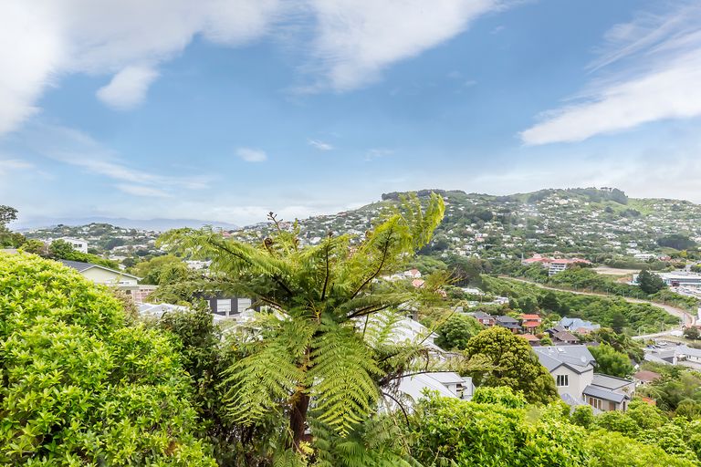 Photo of property in 75 Heke Street, Ngaio, Wellington, 6035