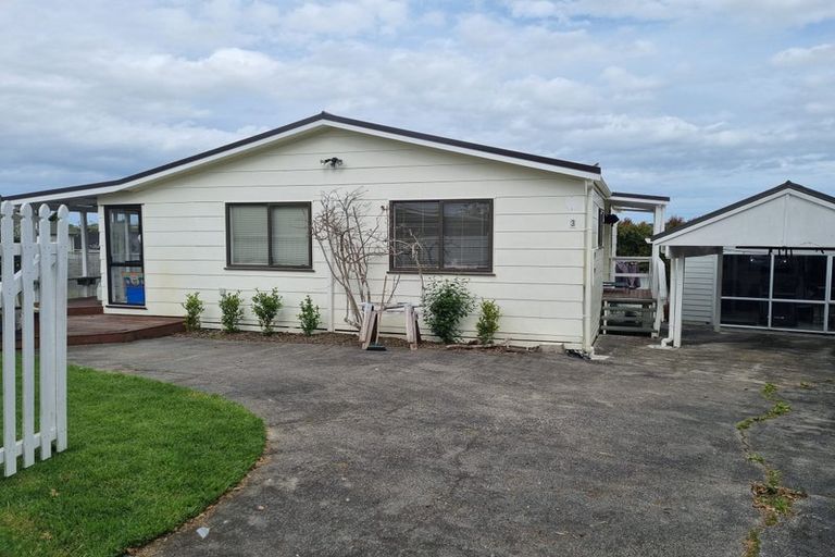 Photo of property in 3/88 Eversleigh Road, Belmont, Auckland, 0622