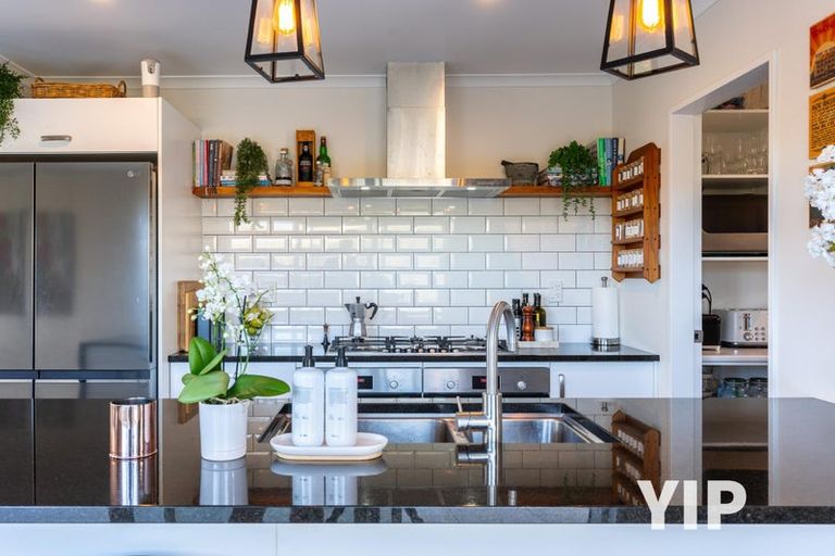 Photo of property in 37 Trelawny Terrace, Grenada Village, Wellington, 6037