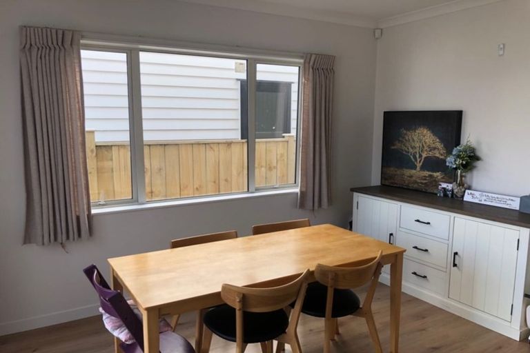 Photo of property in 54 Craigs Way, Hobsonville, Auckland, 0616