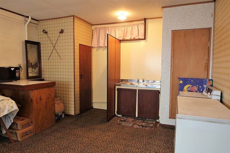 Photo of property in 131 Talbot Street, East Gore, Gore, 9771