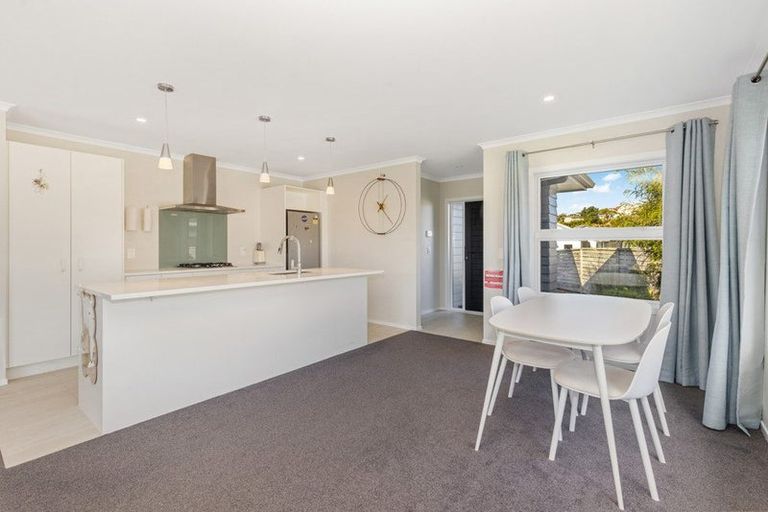 Photo of property in 169 Waipounamu Drive, Kelson, Lower Hutt, 5010
