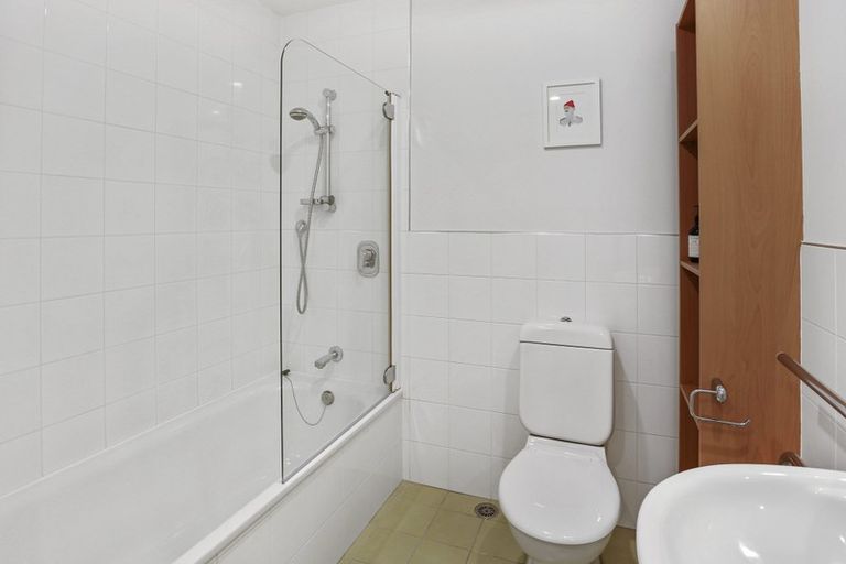 Photo of property in 1d/2 Dickens Street, Grey Lynn, Auckland, 1021