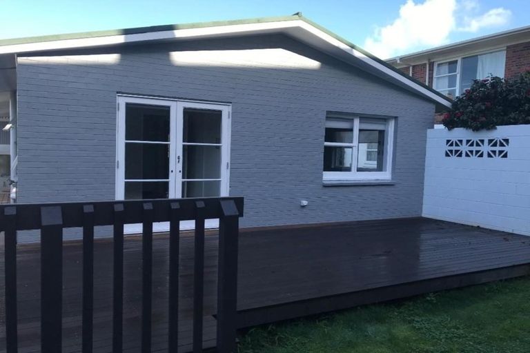 Photo of property in 1/47a Vauxhall Road, Devonport, Auckland, 0624