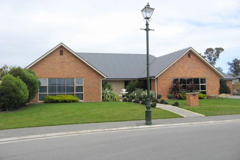 Photo of property in 11 Picasso Place, Rolleston, 7614