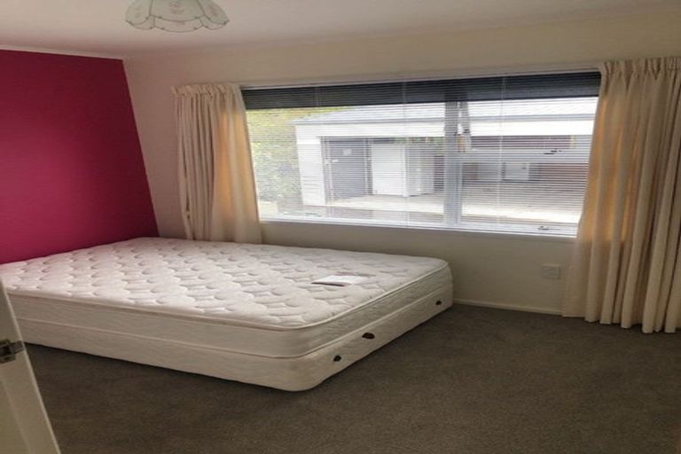 Photo of property in 11 Valley Road, Te Puke, 3119