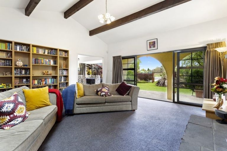 Photo of property in 10 Burnett Street, Oxford, 7430