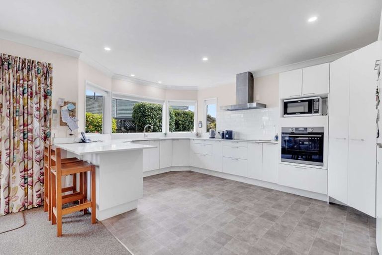 Photo of property in 33 Carter Drive, Pomare, Rotorua, 3015