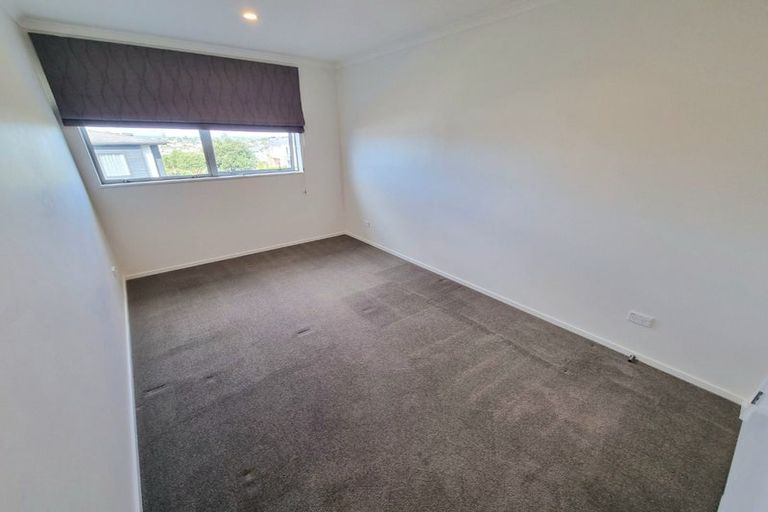 Photo of property in 61 Caldera Drive, Long Bay, Auckland, 0630