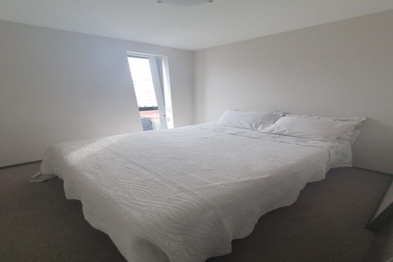 Photo of property in Dual Apartments, 108/142 Vivian Street, Te Aro, Wellington, 6011