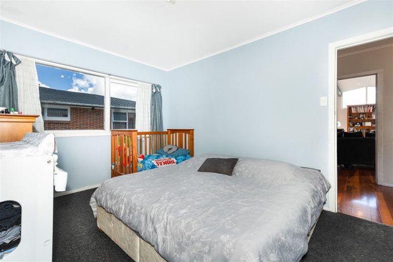 Photo of property in 14 Mason Street, New Lynn, Auckland, 0600