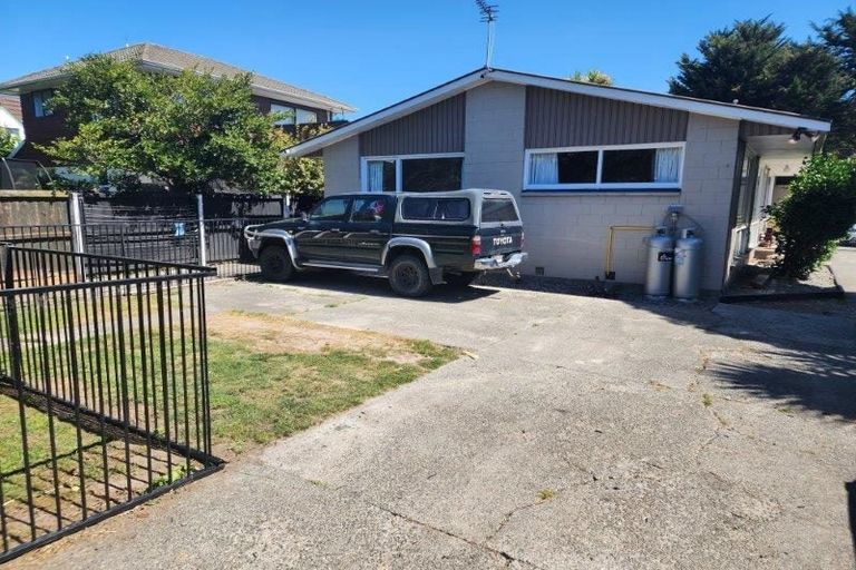 Photo of property in 80 Russley Road, Russley, Christchurch, 8042