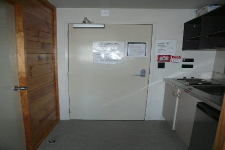 Photo of property in Martin Square Apartments, 406/20 Martin Square, Te Aro, Wellington, 6011
