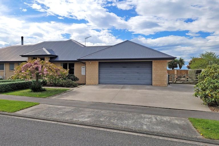 Photo of property in 152 Horndon Street, Darfield, 7510