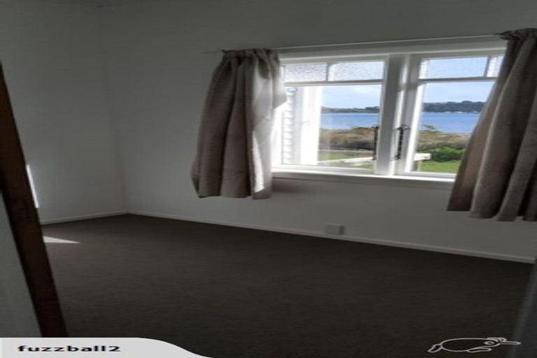 Photo of property in 57-59 Seaview Road, Paremata, Porirua, 5024