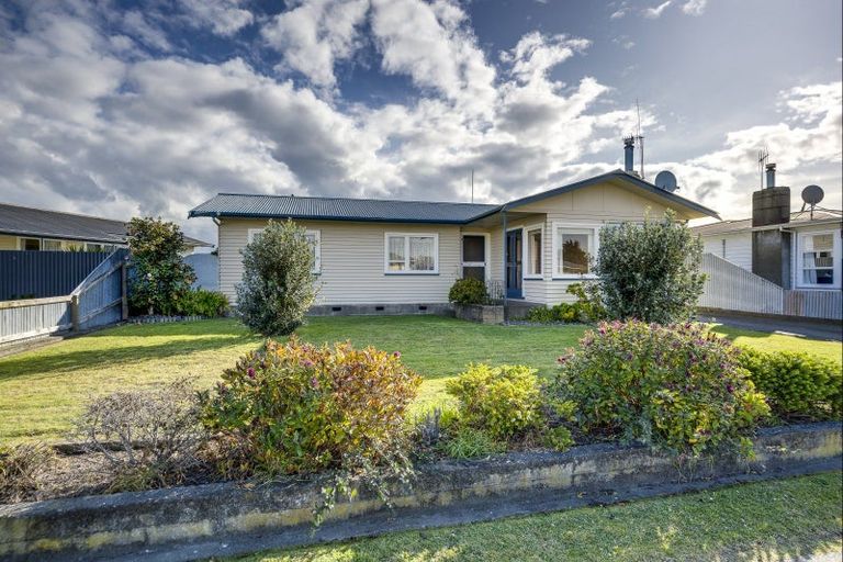 Photo of property in 32 Downing Avenue, Pirimai, Napier, 4112