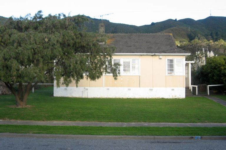 Photo of property in 32 Grierson Street, Naenae, Lower Hutt, 5011