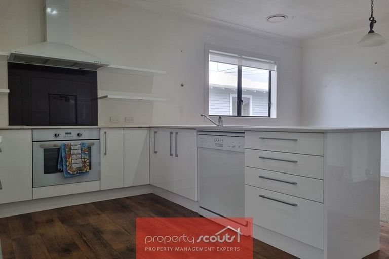 Photo of property in 32 Gaine Street, New Plymouth, 4310