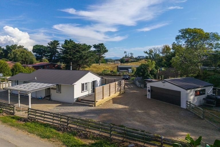 Photo of property in 237 Hokio Sand Road, Hokio Beach, Levin, 5571