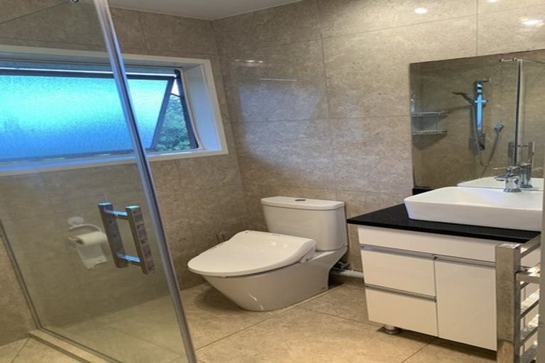 Photo of property in 11 Summermist Drive, Northpark, Auckland, 2013