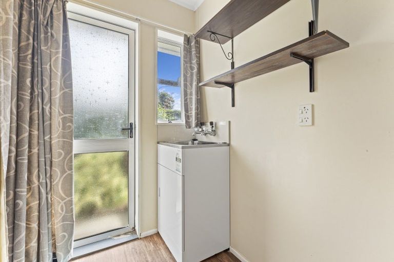 Photo of property in 2 Havelock Avenue, Highbury, Palmerston North, 4412