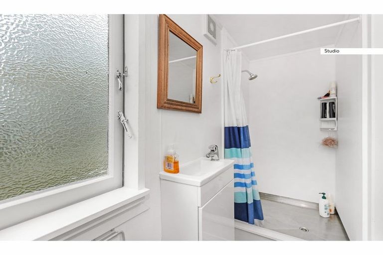 Photo of property in 70 Wainui Road, Raglan, 3225