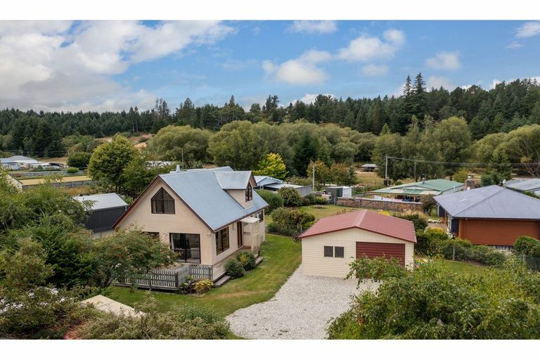 Photo of property in 19 Arrow Street, Naseby, 9396