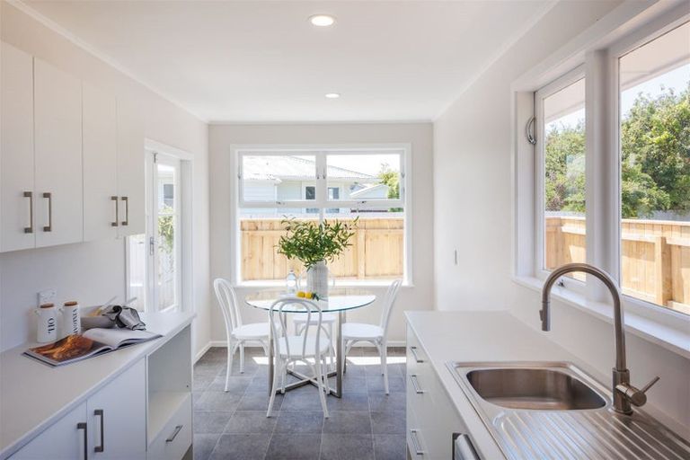 Photo of property in 49a Kettle Avenue, Awapuni, Palmerston North, 4412