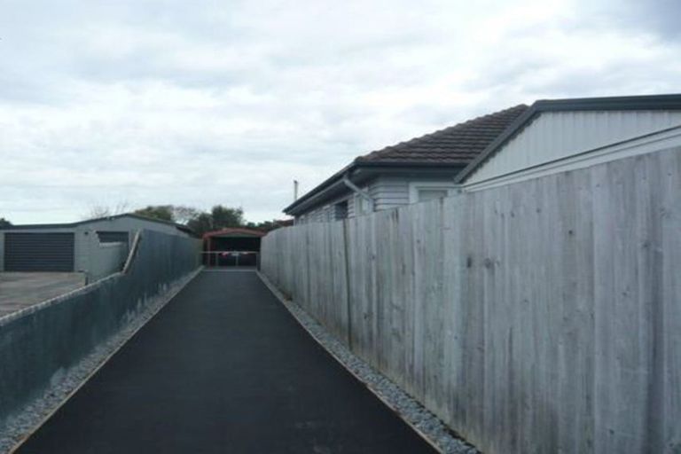 Photo of property in 64b Rowan Avenue, Aranui, Christchurch, 8061