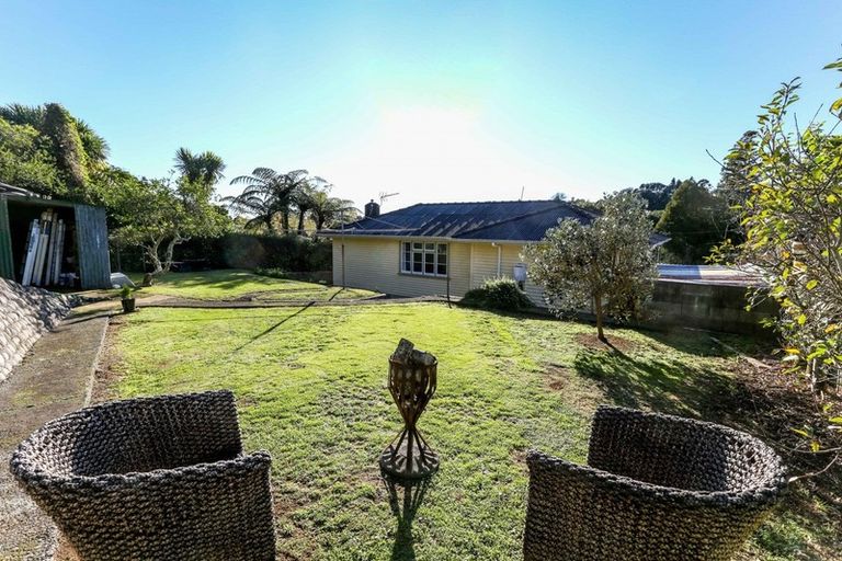 Photo of property in 128 Huatoki Street, Frankleigh Park, New Plymouth, 4310
