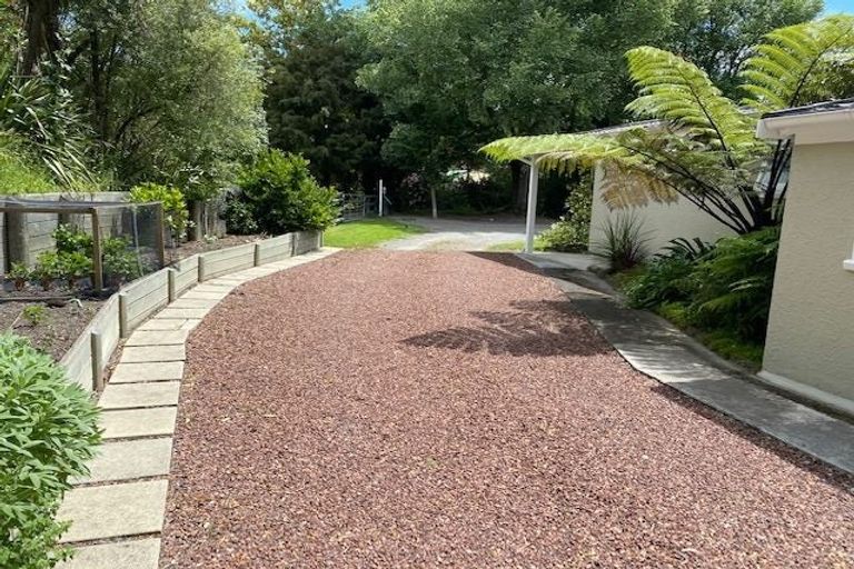Photo of property in 8 Keith Sands Grove, Havelock North, 4130