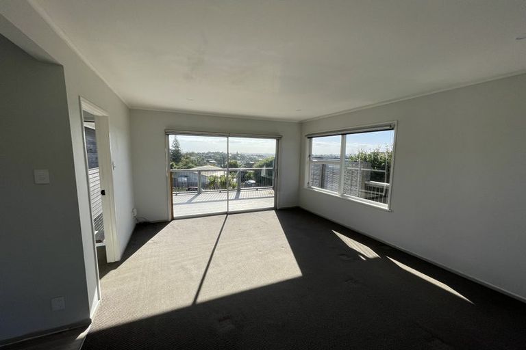 Photo of property in 33 Seon Place, Birkdale, Auckland, 0626