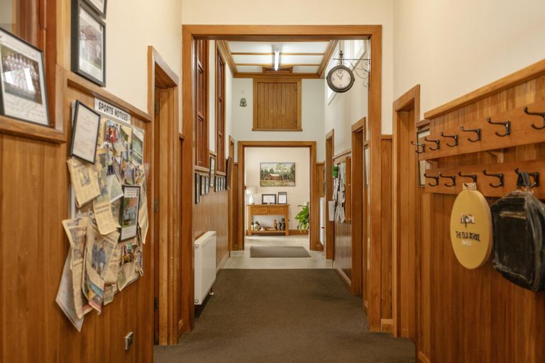 Photo of property in 33 Wellington Street, Enfield, Oamaru, 9491