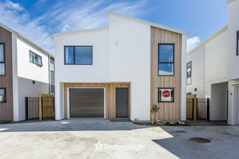 Photo of property in 9 Mamaku Place, Elderslea, Upper Hutt, 5018