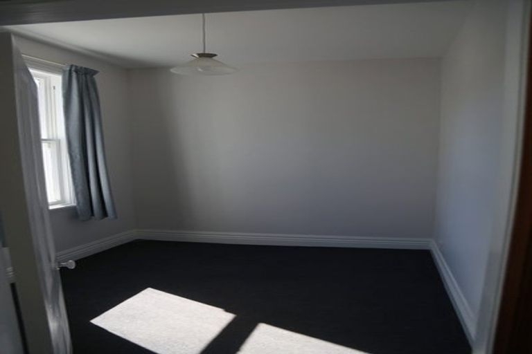 Photo of property in 1/12 Myrtle Crescent, Mount Cook, Wellington, 6021