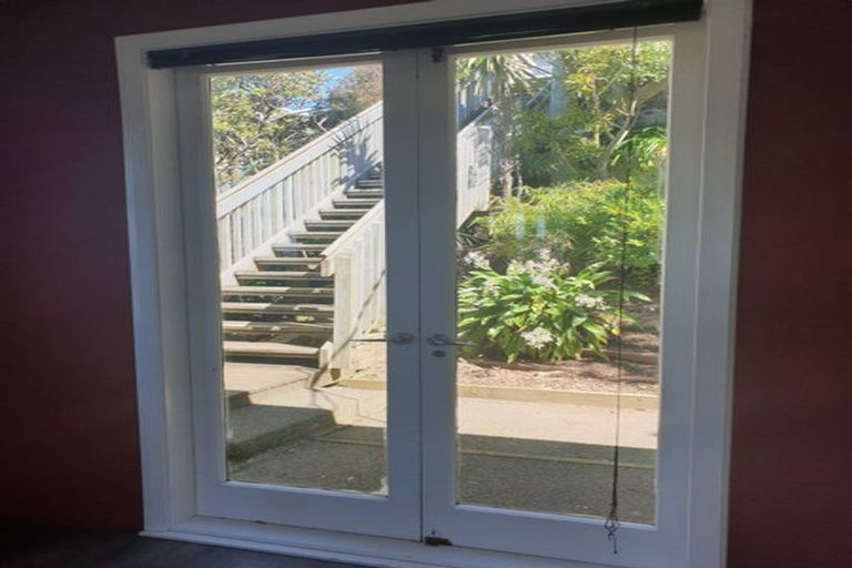 Photo of property in 60 Rodrigo Road, Kilbirnie, Wellington, 6022